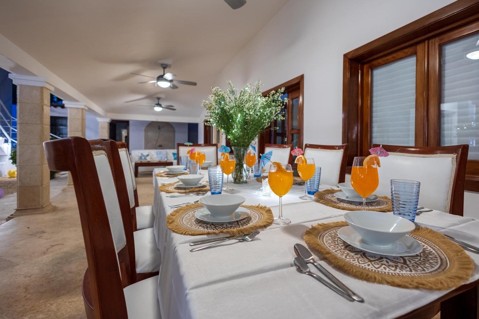 Villa Huge 8-bedroom With Private Pool - Corales Punta Cana